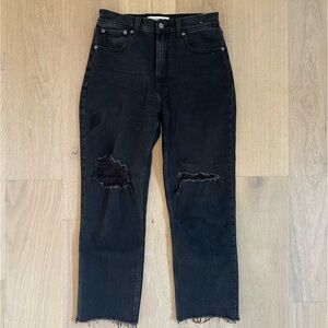Abercrombie & Fitch Ankle Straight Ultra High Rise - Black Distressed 27/4short
